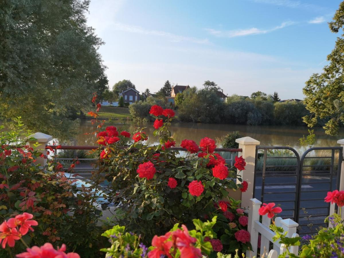 Les Pingouins De La Marne Panzió Le Perreux-Sur-Marne Kültér fotó